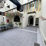 Casaroma Hostels