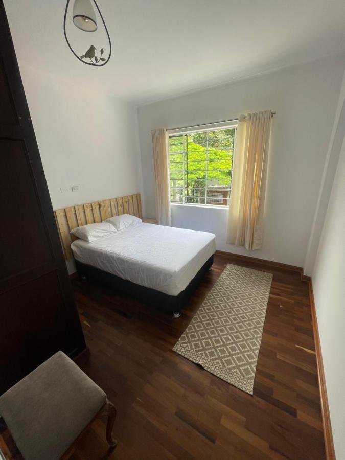 Hostel Casaroma *